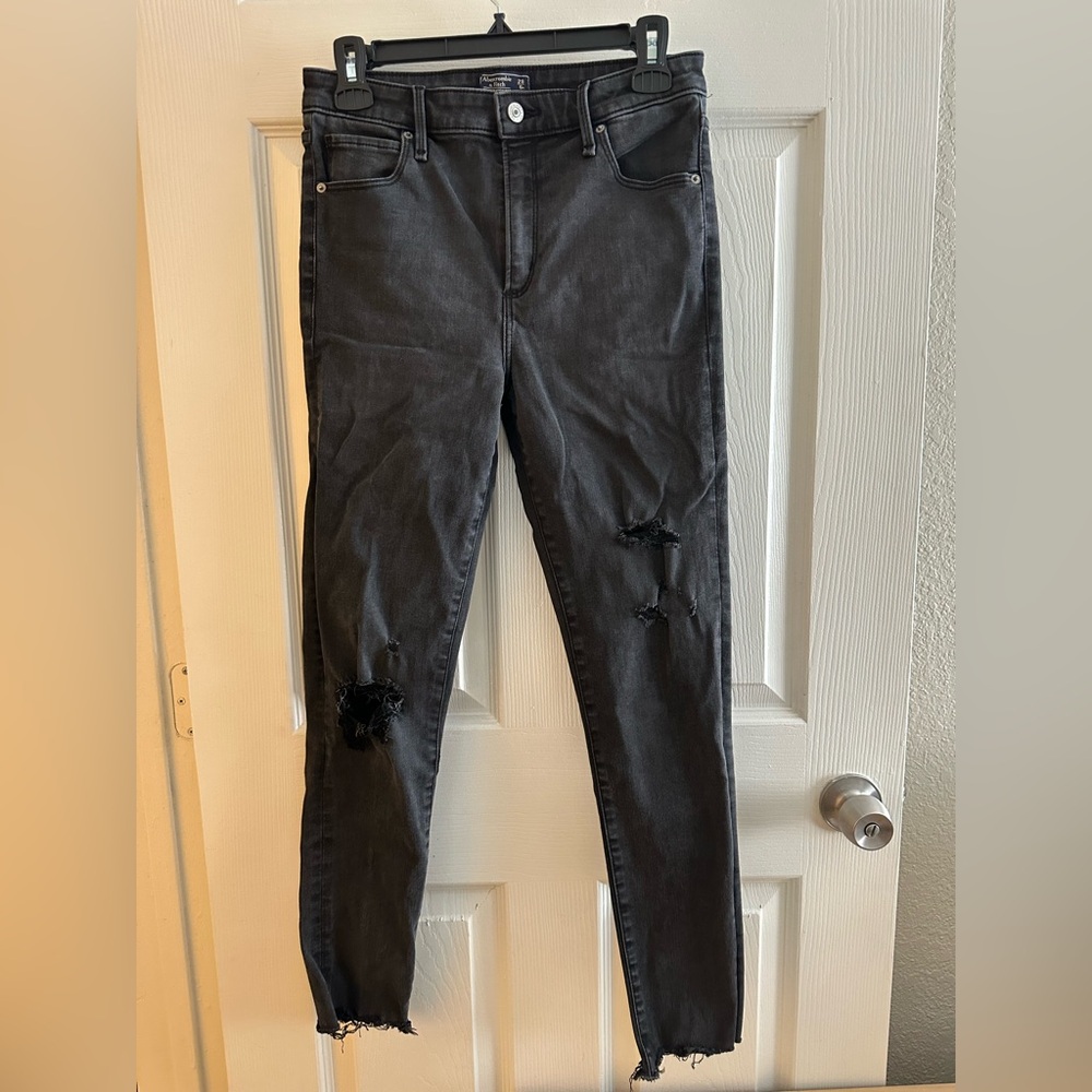 Abercrombie & Fitch High Rise Super Skinny Jeans